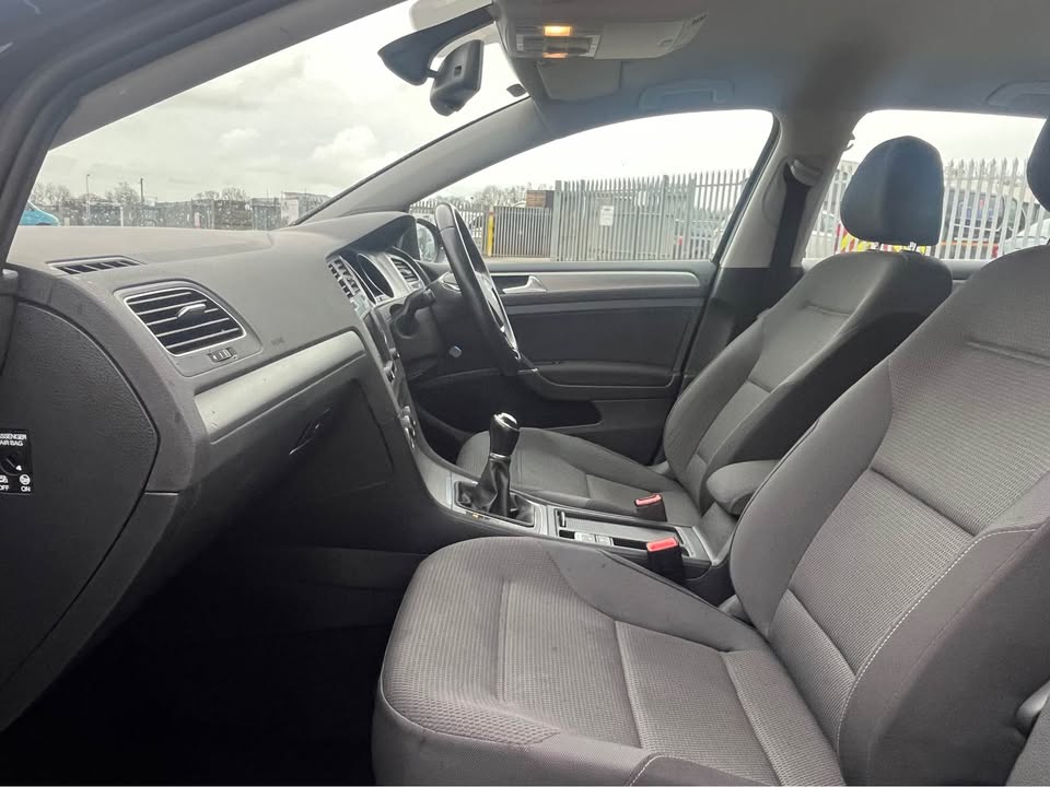 VOLKSWAGEN GOLF MATCH BLUMOTION