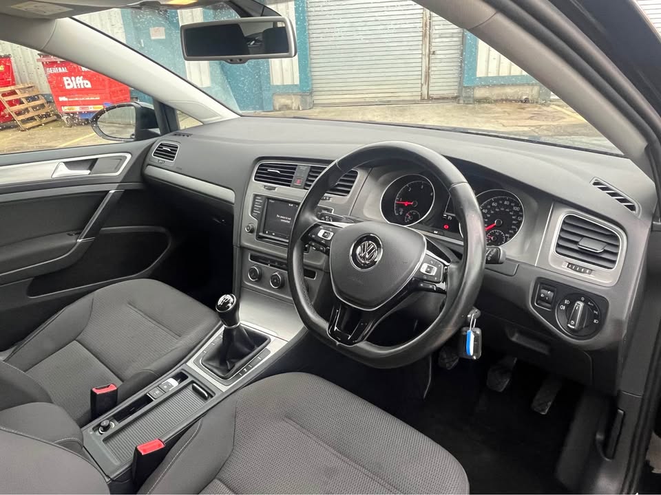 VOLKSWAGEN GOLF MATCH BLUMOTION