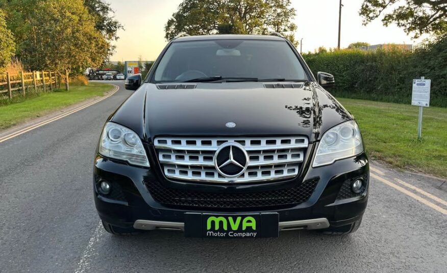 Mercedes Benz ML300