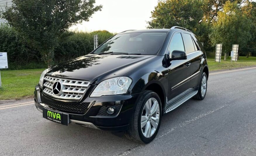 Mercedes Benz ML300