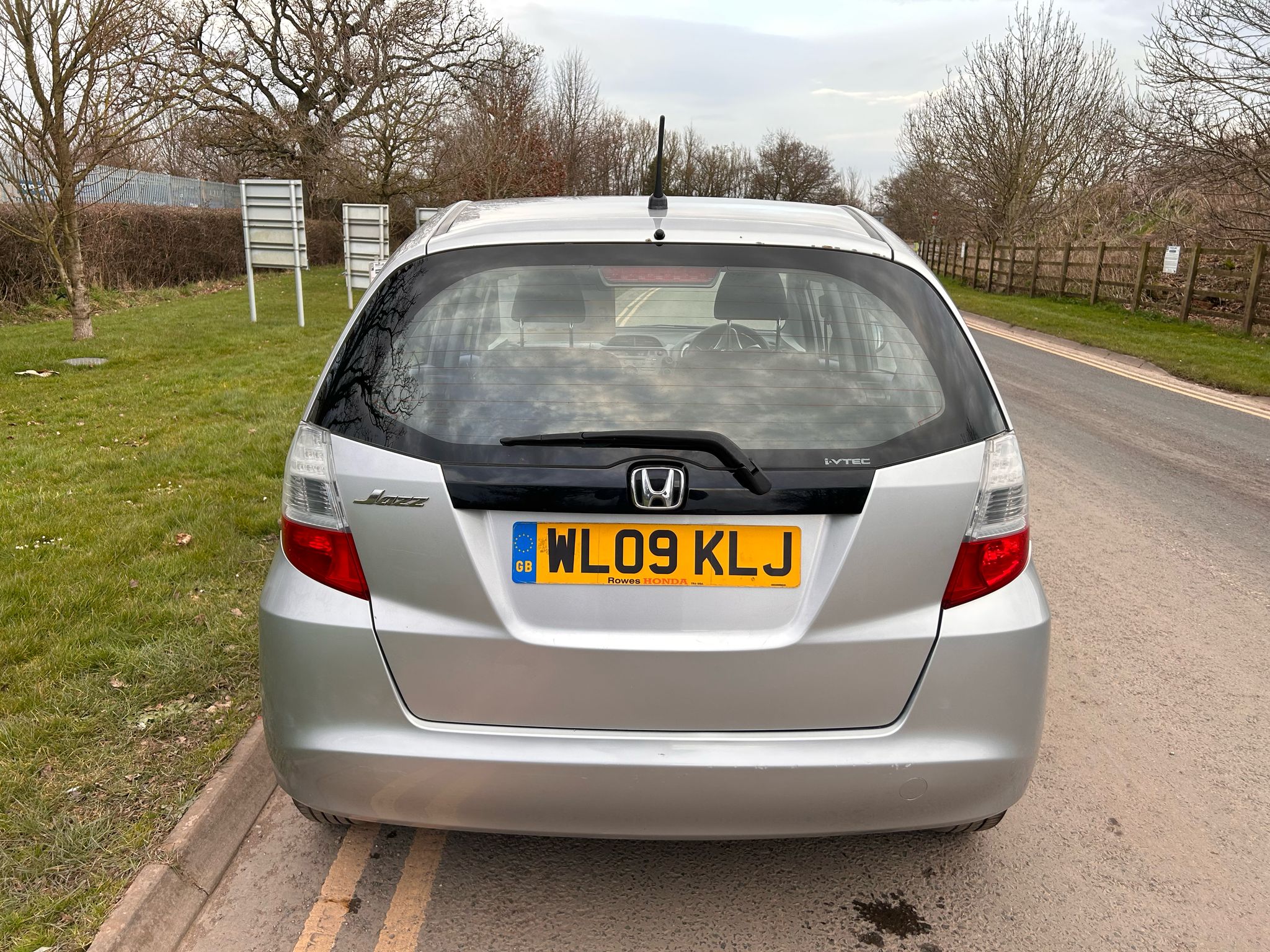 2009 HONDA JAZZ