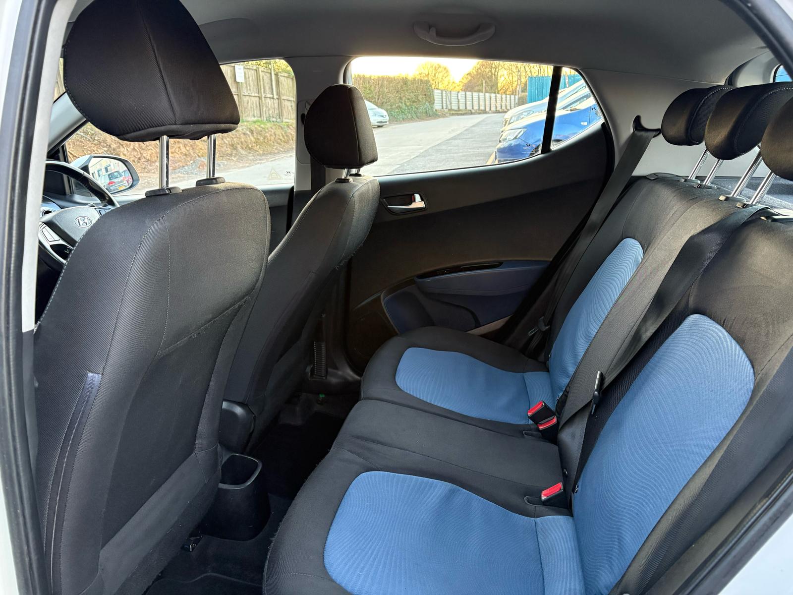 2014 HYUNDAI I10 PREMIUM