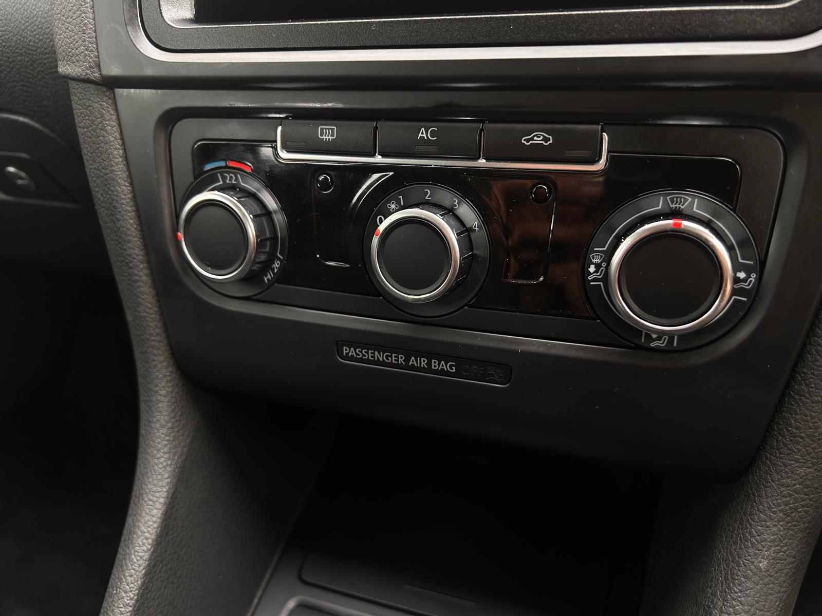 2009 Volkswagen Golf TDI SE