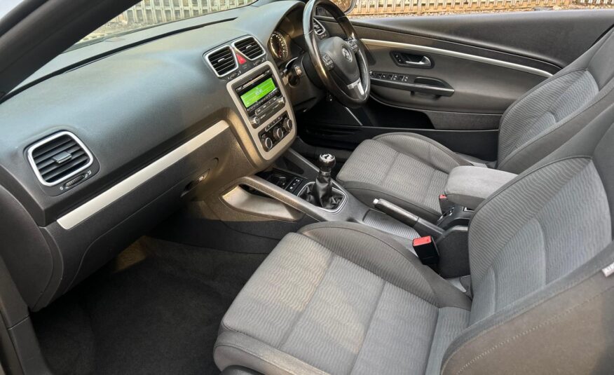 2011 Volkwagen EOS 2.0 TDI BLUEMOTION 140 BMT SE Convertible