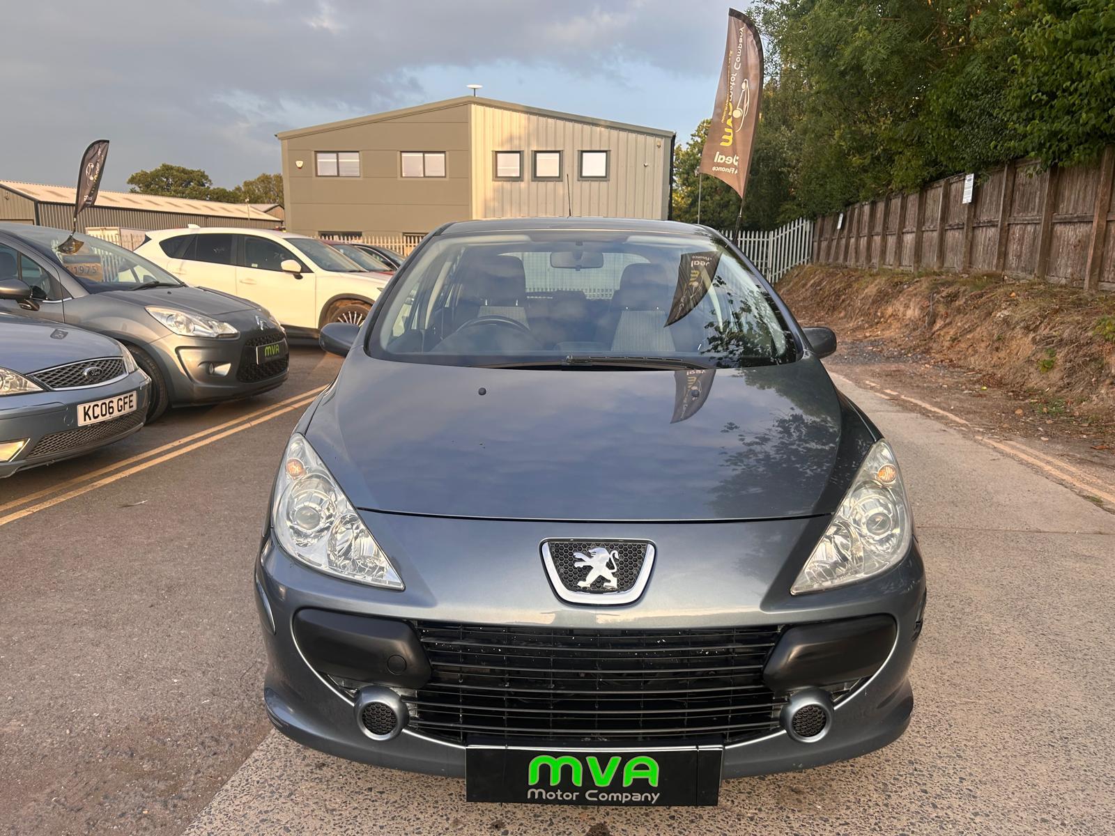 2006 Peugeot 307 1.4 S 16V Hatchback