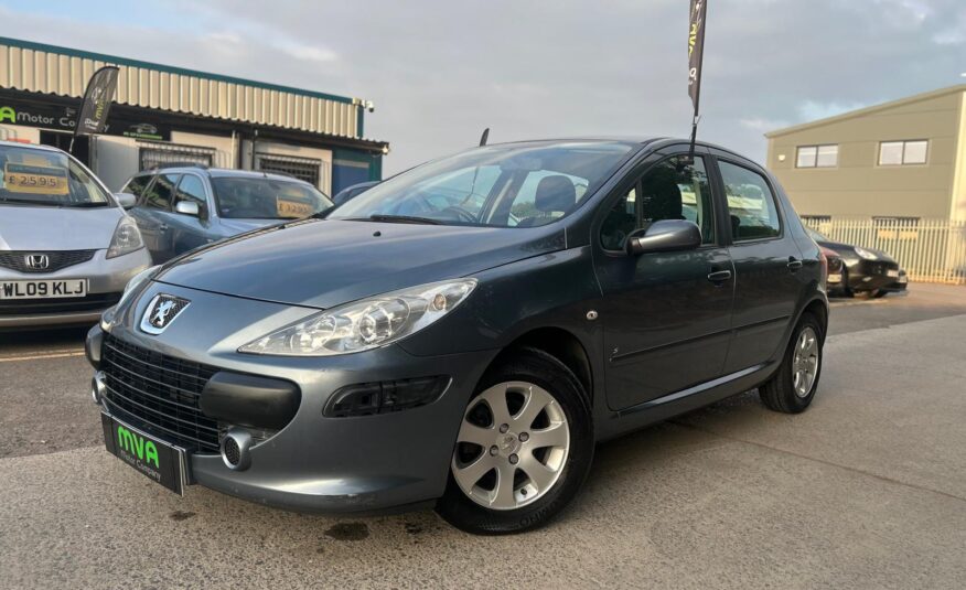2006 Peugeot 307 1.4 S 16V Hatchback