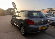 2006 Peugeot 307 1.4 S 16V Hatchback