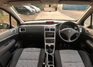 2006 Peugeot 307 1.4 S 16V Hatchback