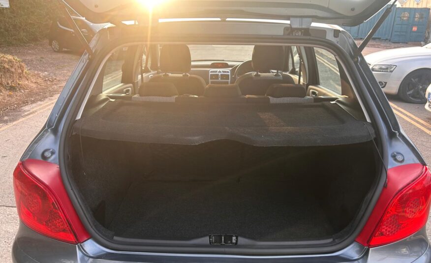 2006 Peugeot 307 1.4 S 16V Hatchback