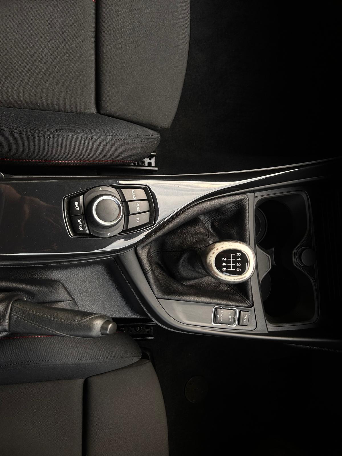 2012 BMW 1 SERIES 118D SPORT