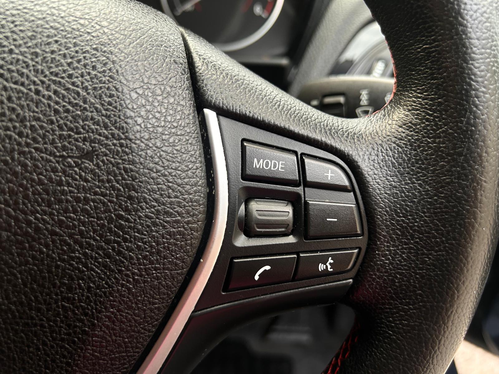 2012 BMW 1 SERIES 118D SPORT