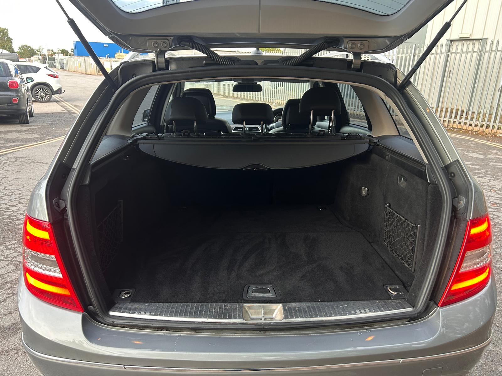 2012 Mercedes-Benz C Class C220 2.1 CDI B/E ELEGANCE AUTO