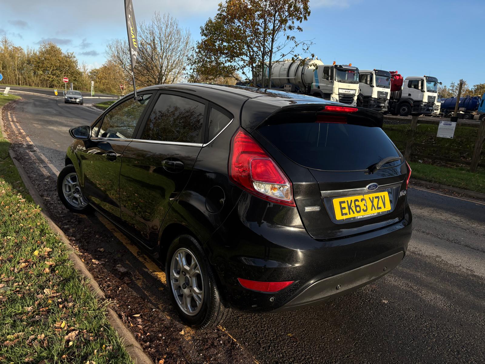 2013 Ford Fiesta 1.6 TDCI 95 ECONETIC TITATNIUM S/S Hatchback