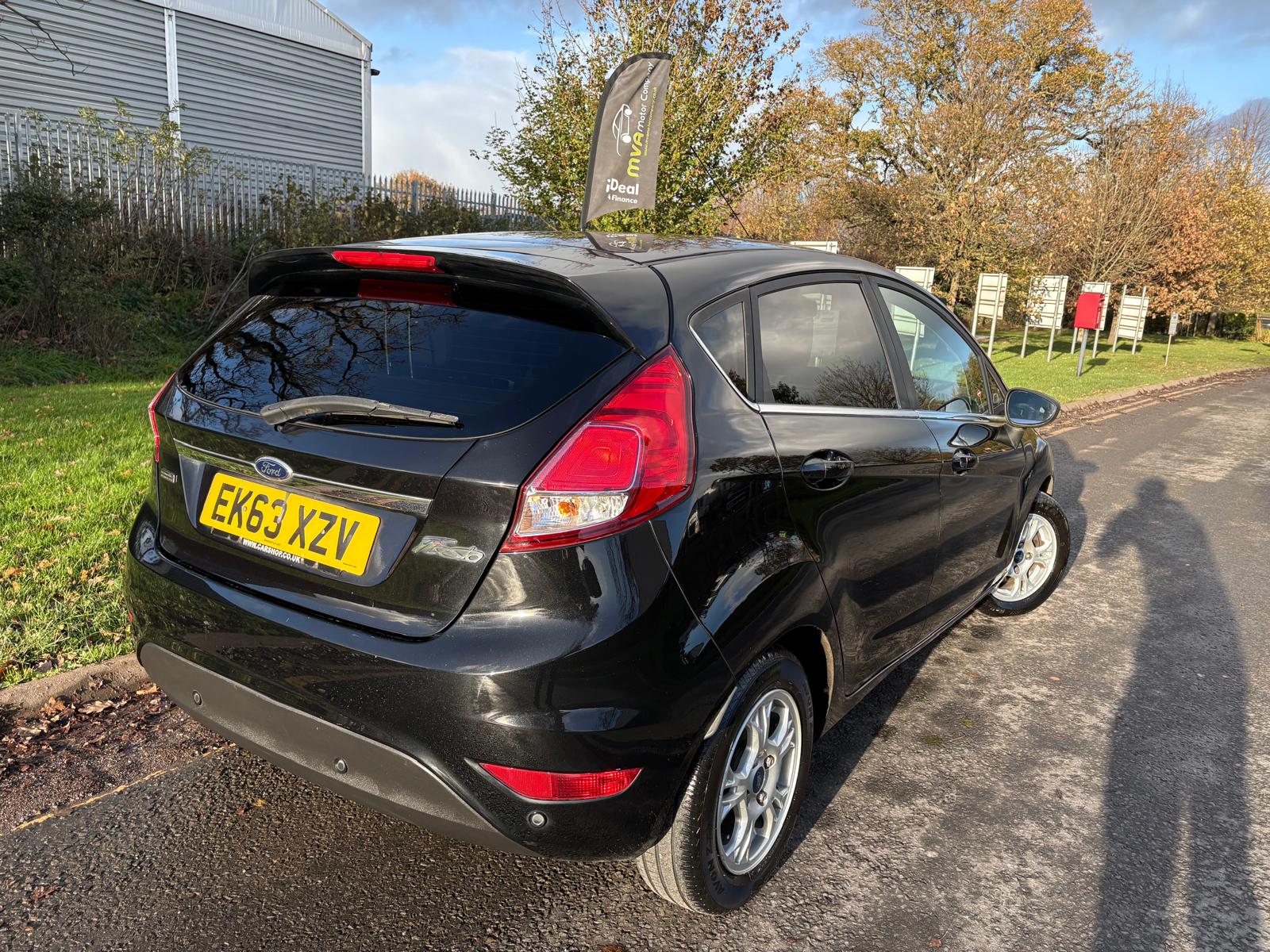 2013 Ford Fiesta 1.6 TDCI 95 ECONETIC TITATNIUM S/S Hatchback