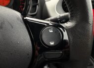 TOYOTA AYGO 1.0 VVT-I X-PLAY Hatchback