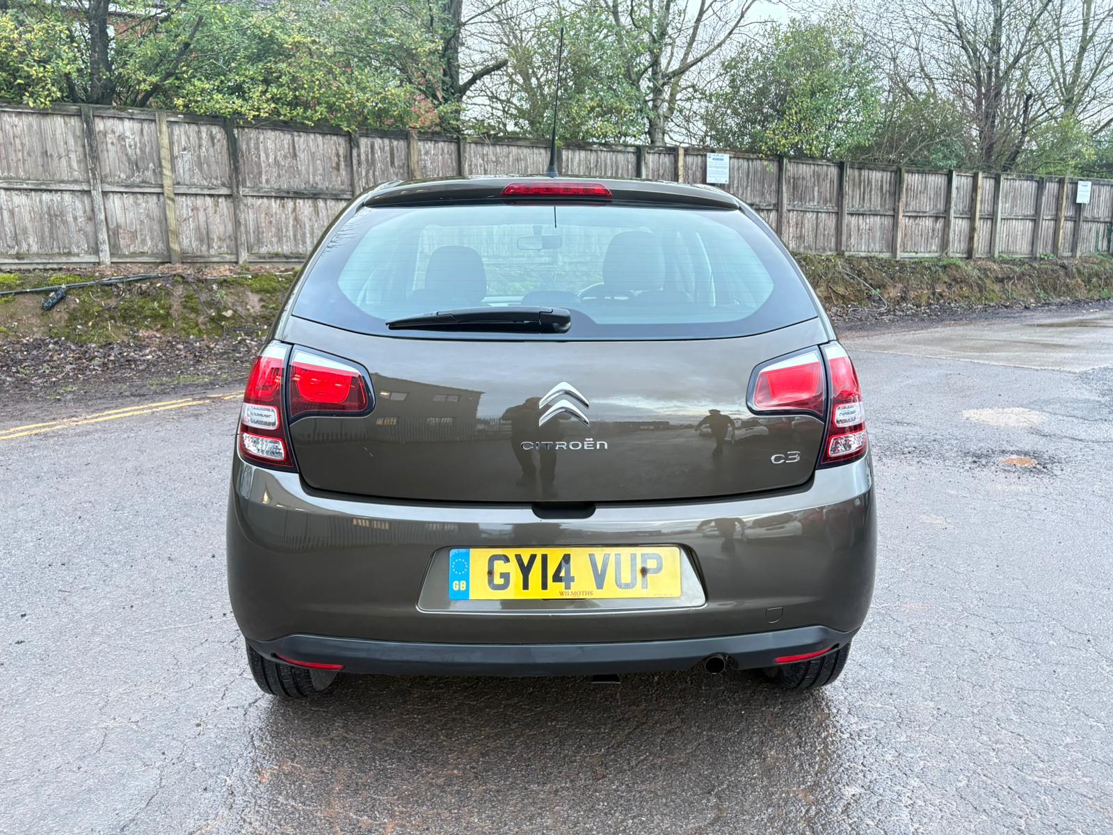2014 Citroën C3 1.2 VTR manual hatchback 5dr
