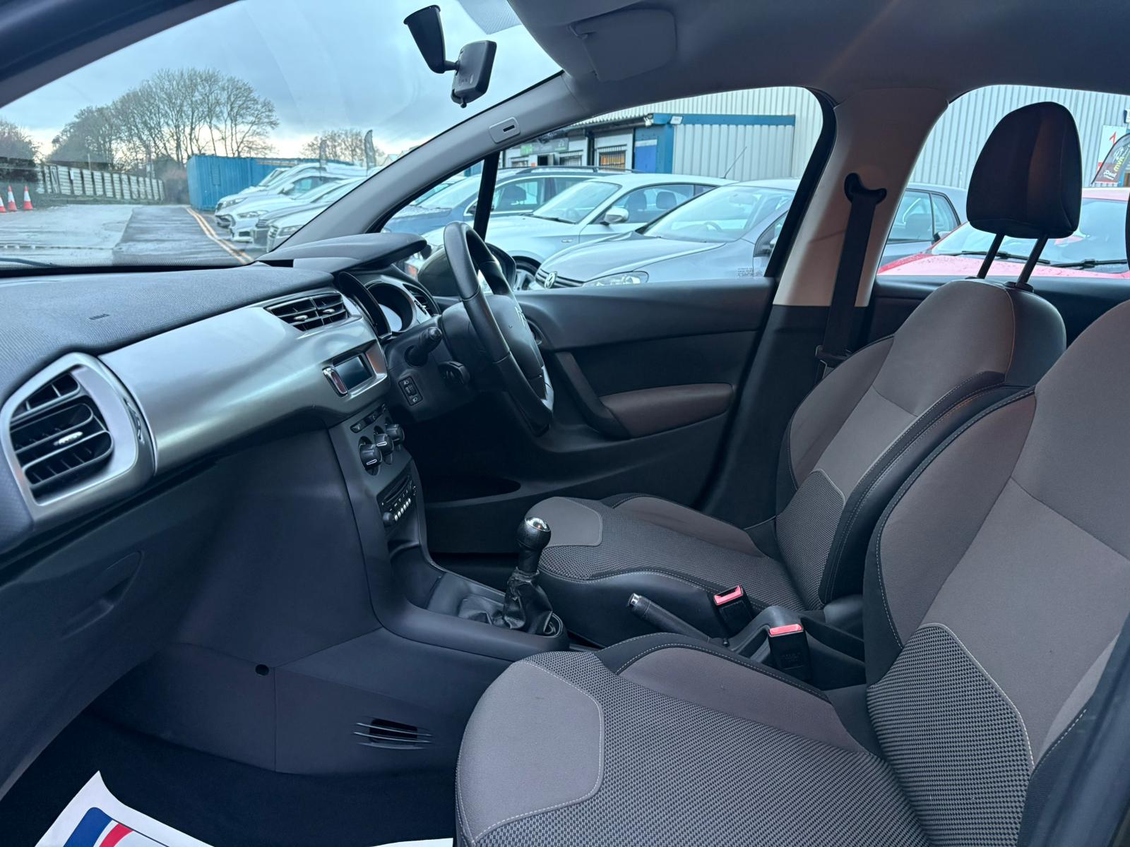 2014 Citroën C3 1.2 VTR manual hatchback 5dr