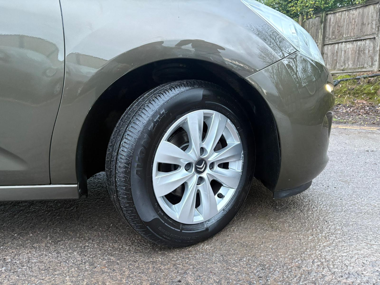 2014 Citroën C3 1.2 VTR manual hatchback 5dr