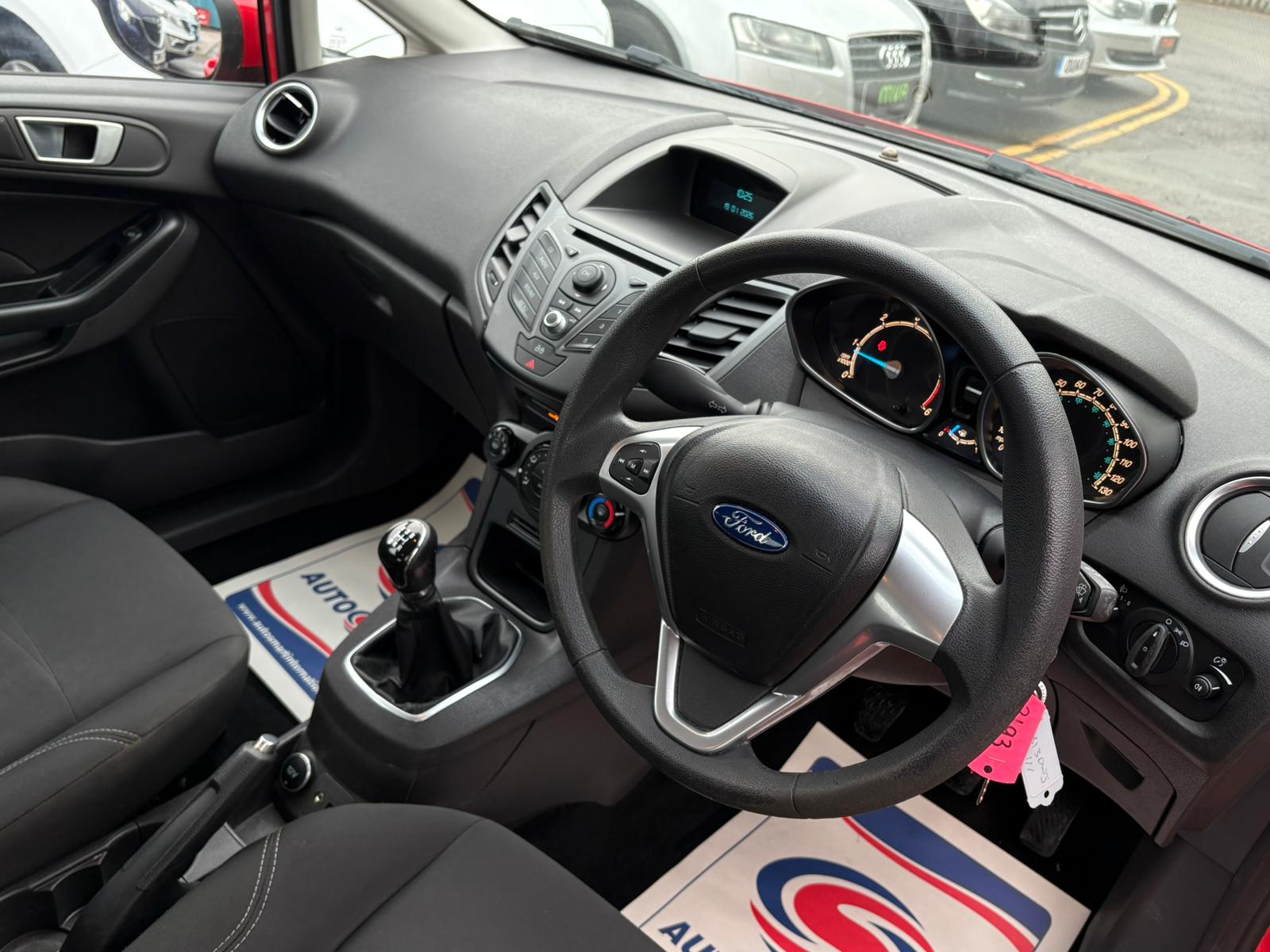 2013 FORD FIESTA 1.5 TDCI 75 STYLE Hatchback