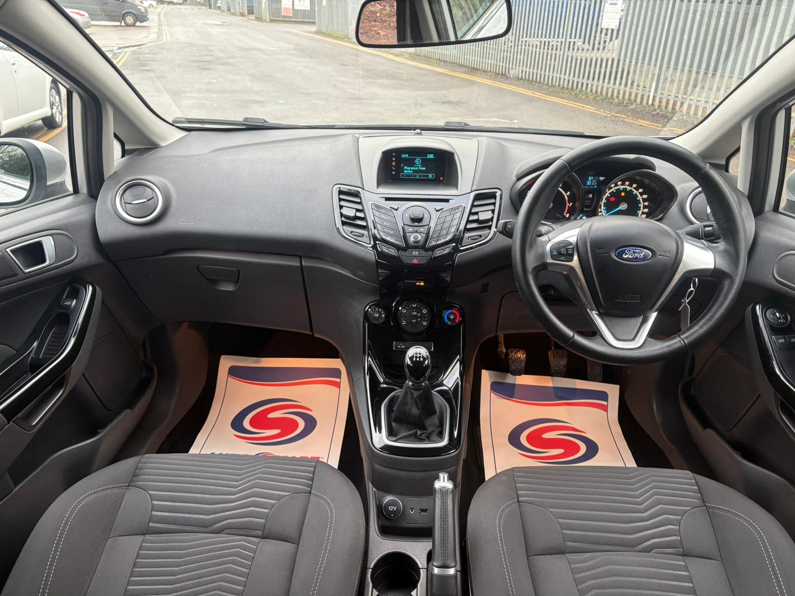 2014 FORD FIESTA 1.0 Moondust Silver E/B 100 ZETEC Hatchback