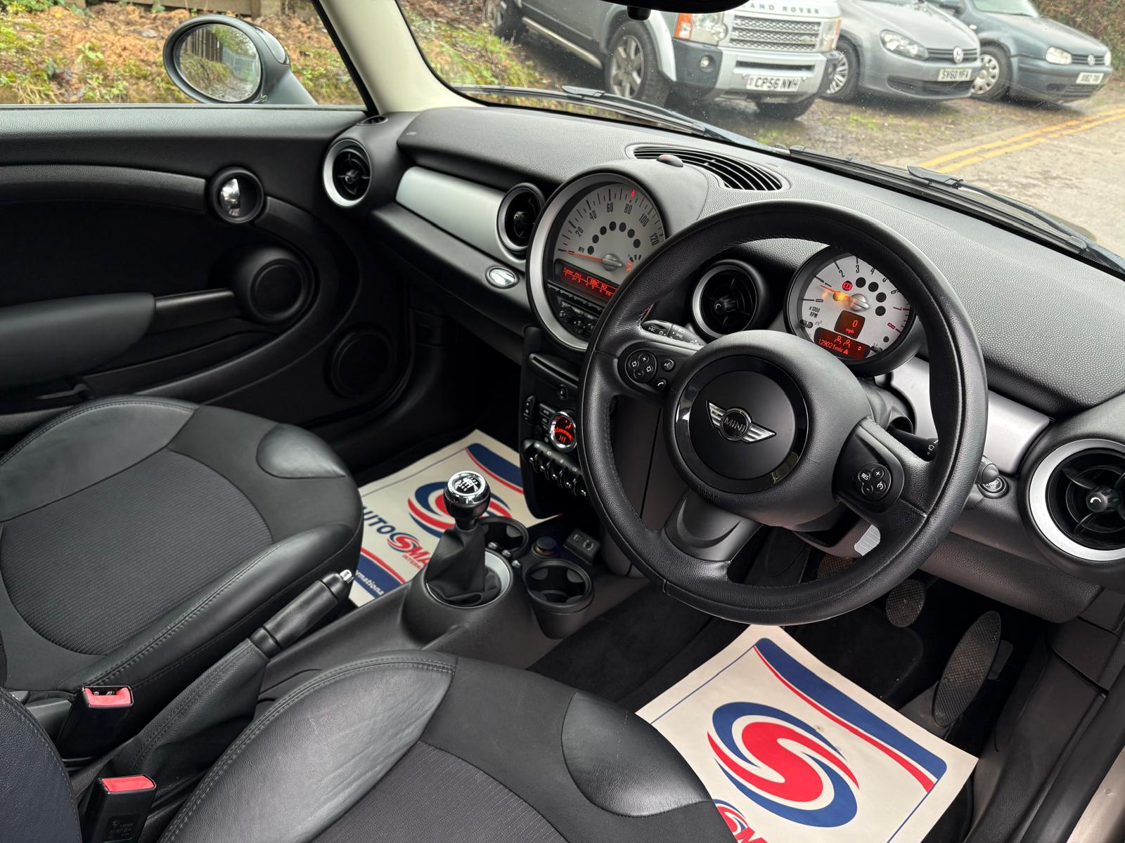2013 Mini Cooper HATCHBACK 1.6 PETROL