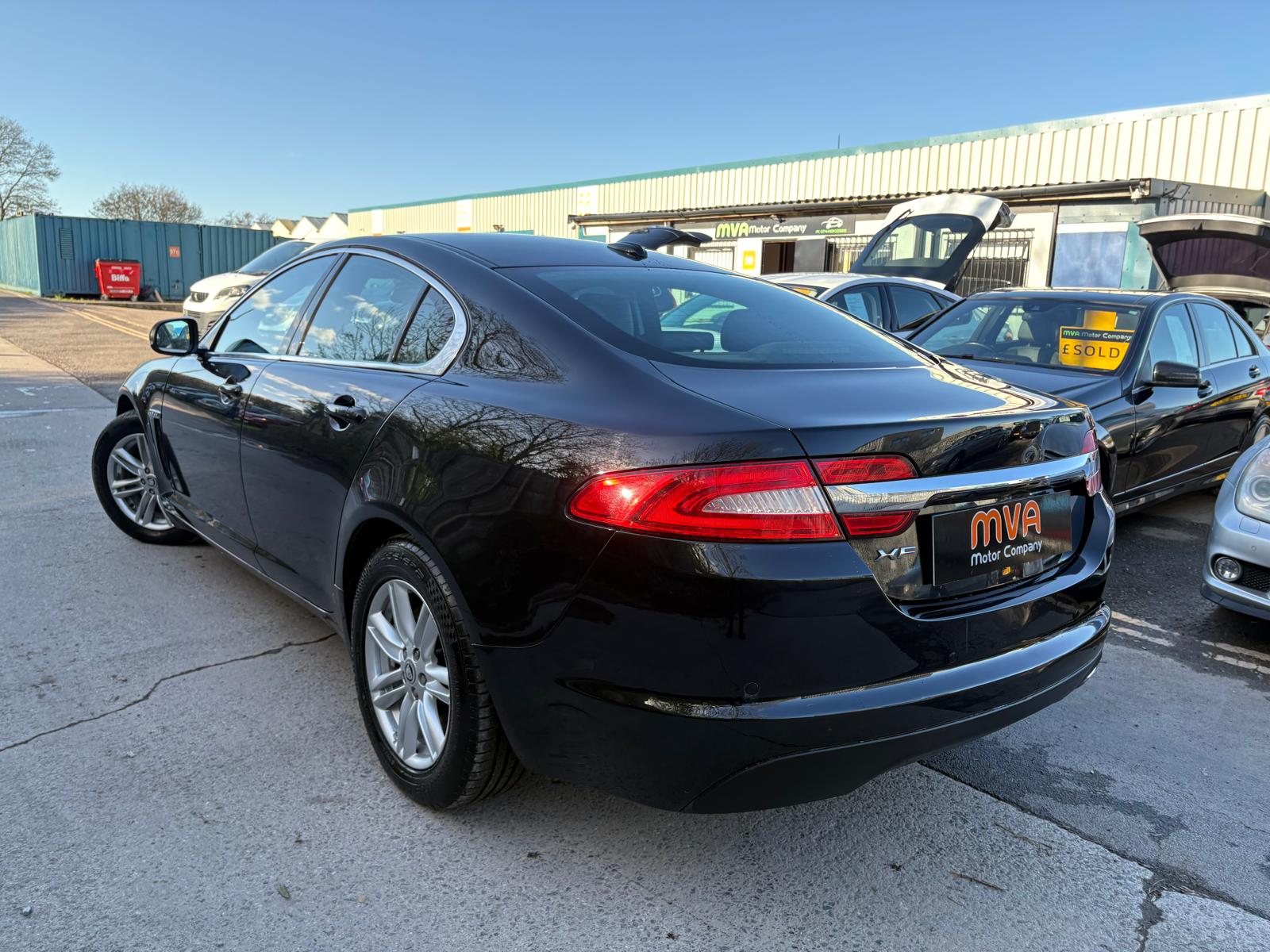 2012 Jaguar XF 2.2 D 190 Luxury Saloon