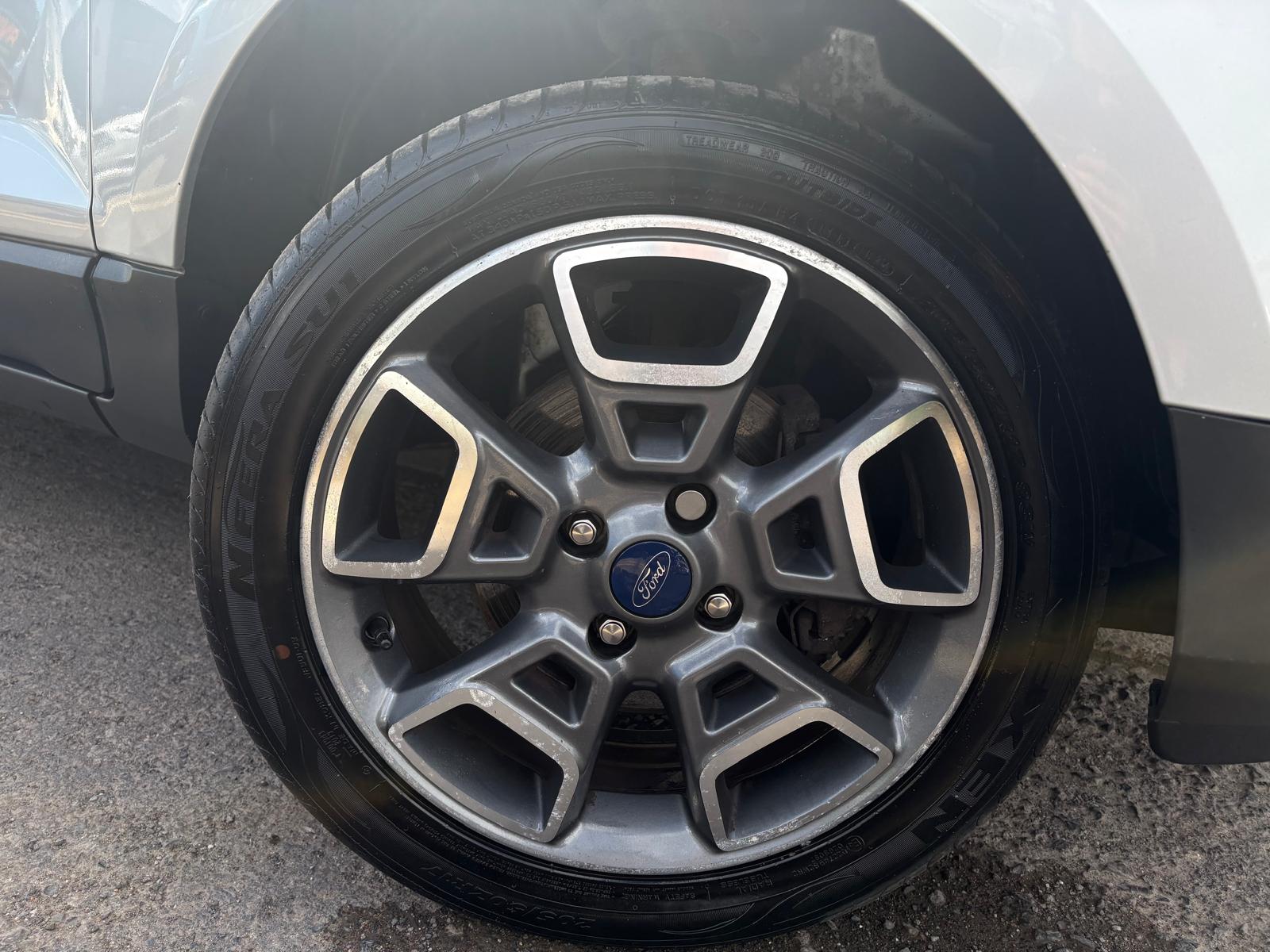 2016 FORD ECOSPORT TITATINUM 1.5 TDCI MANUAL