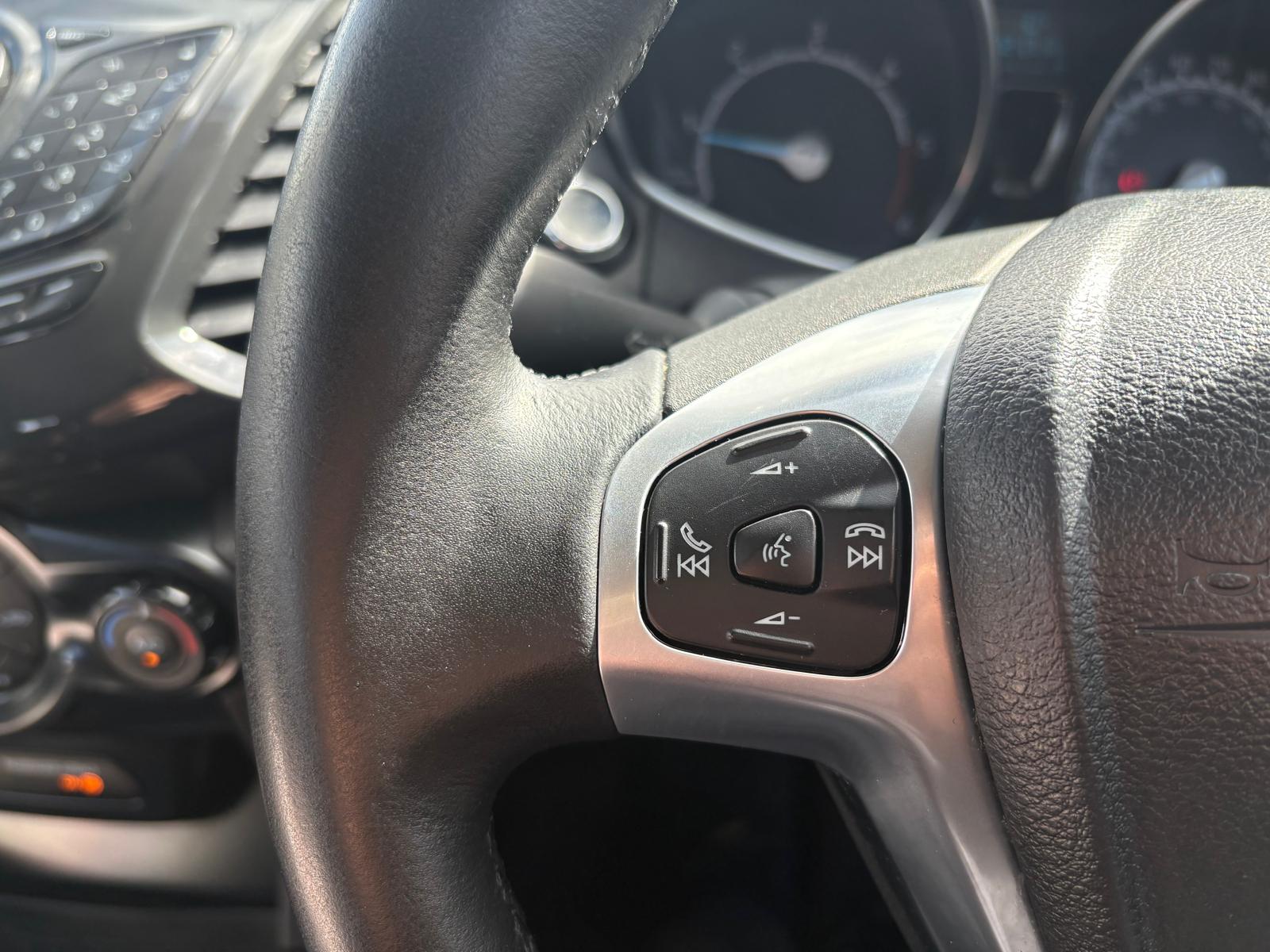 2016 FORD ECOSPORT TITATINUM 1.5 TDCI MANUAL