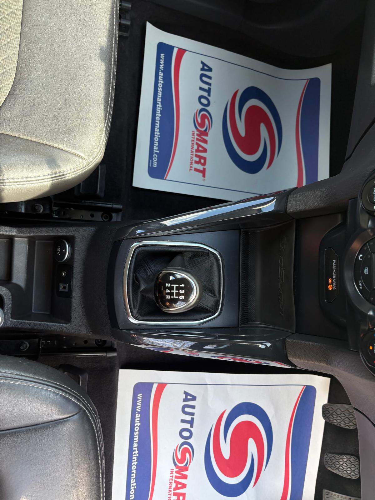 2016 FORD ECOSPORT TITATINUM 1.5 TDCI MANUAL