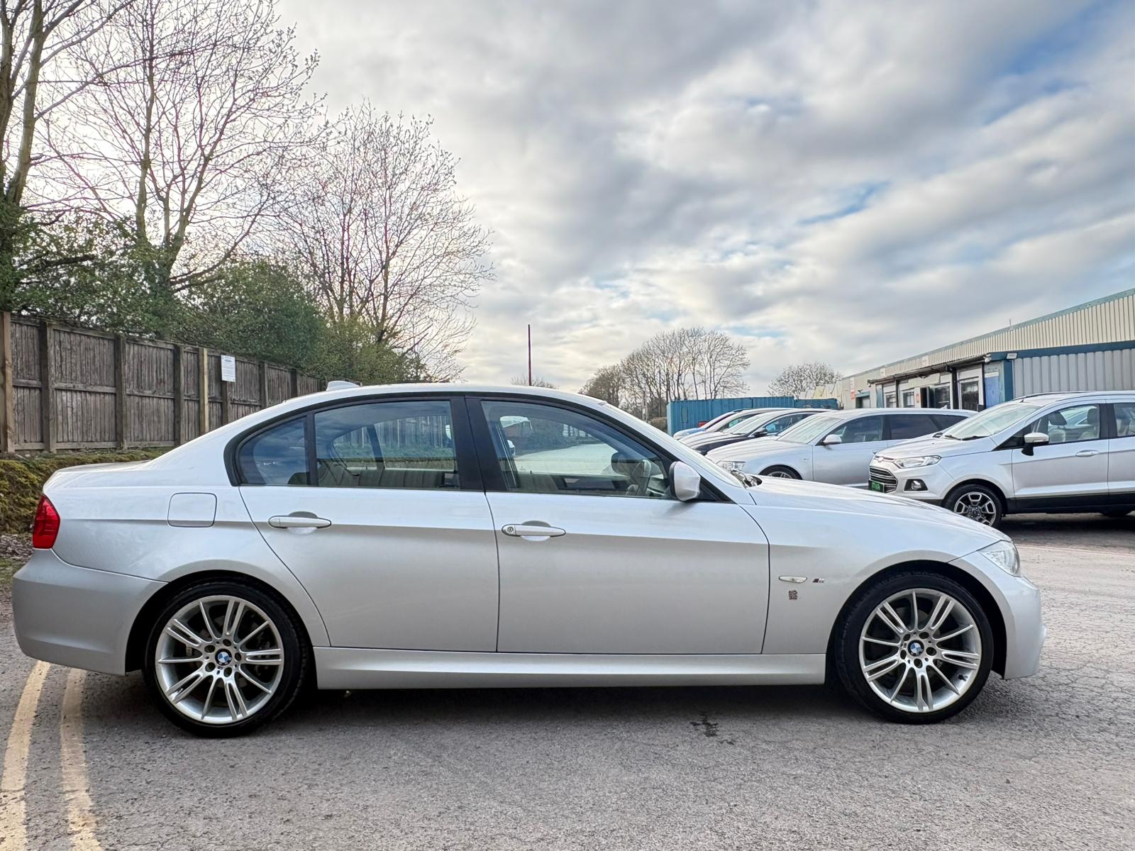 2011 BMW 318I PERFORMANCE EDITION 2.0 MANUAL