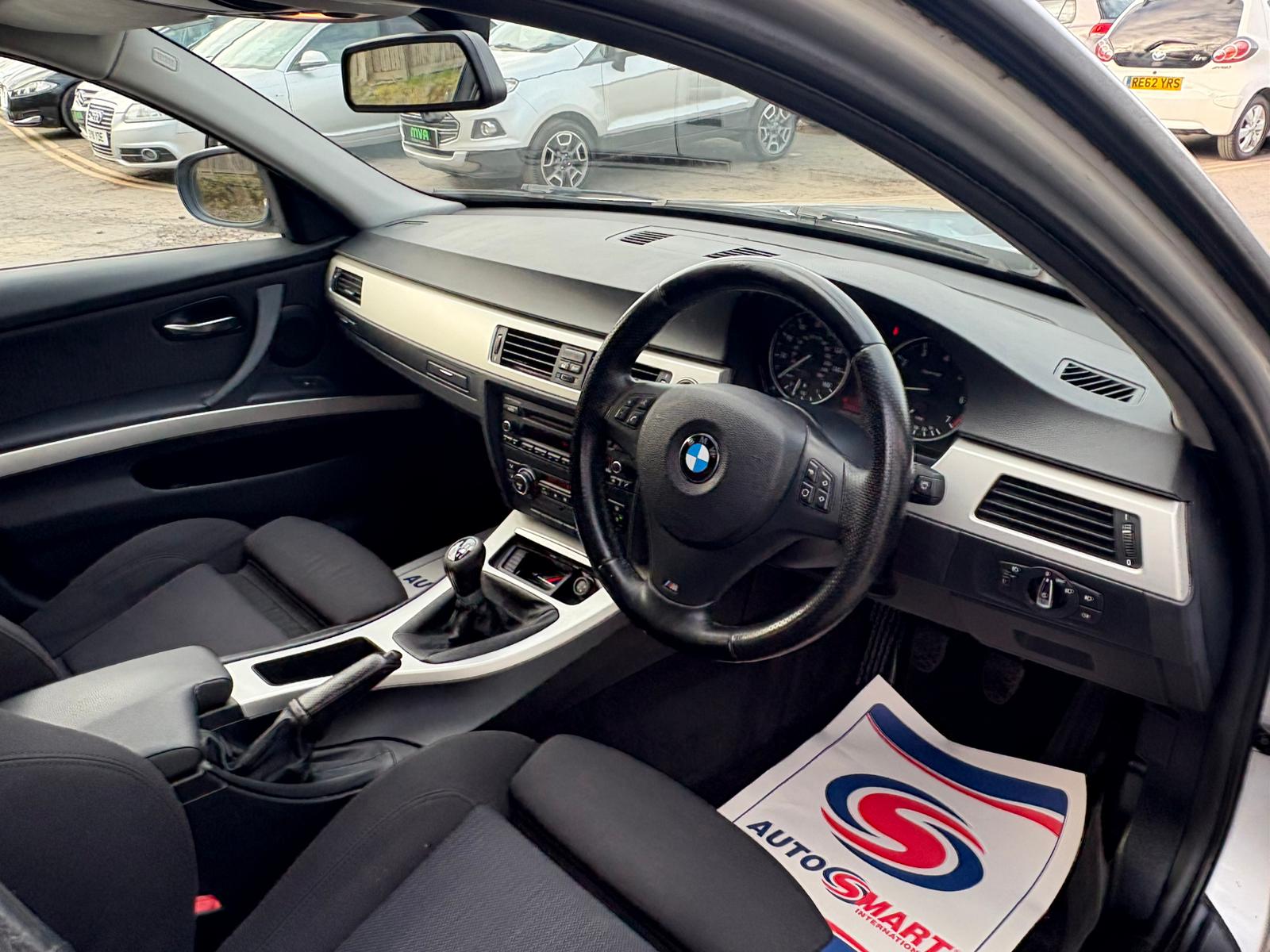 2011 BMW 318I PERFORMANCE EDITION 2.0 MANUAL