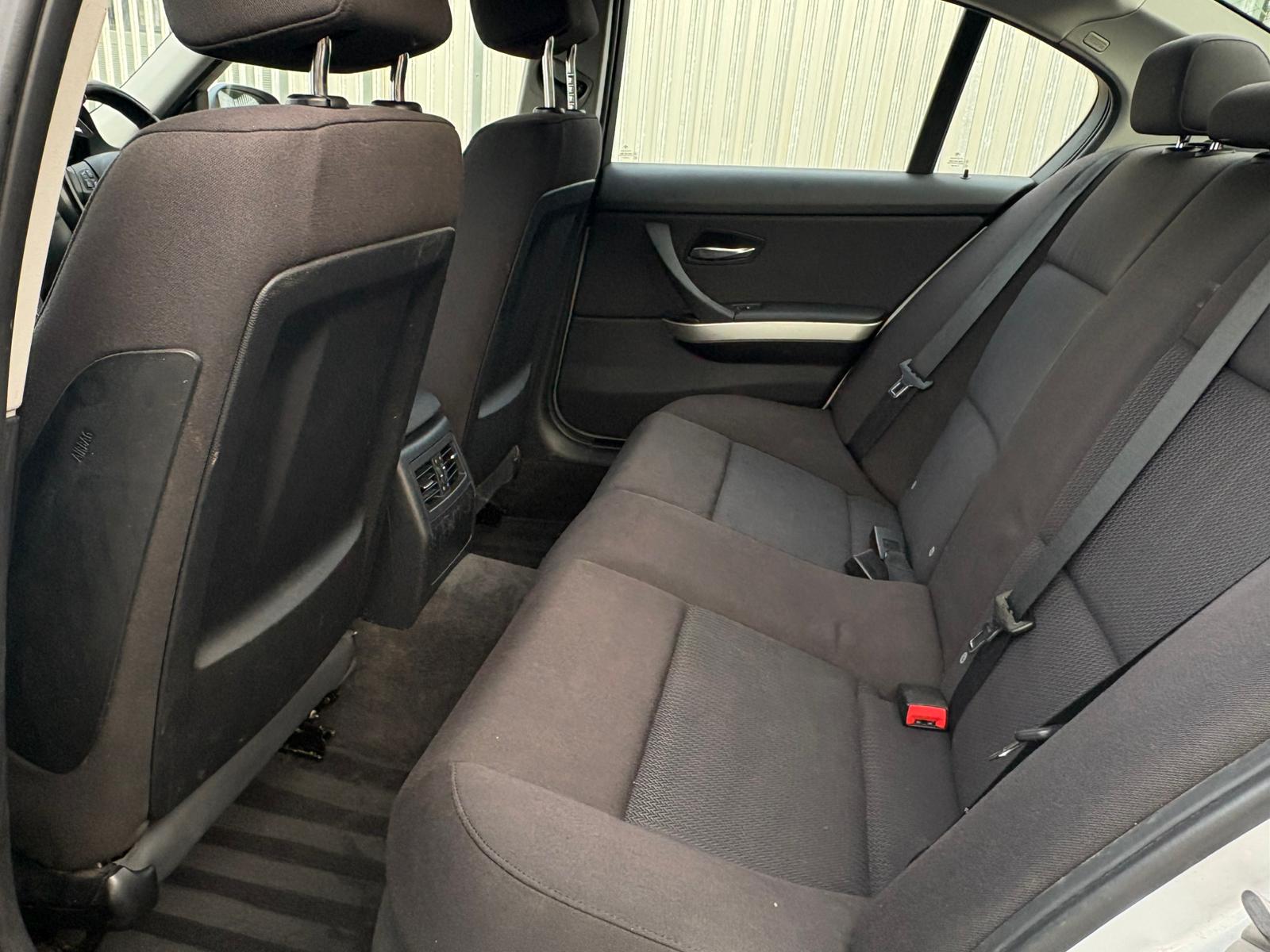 2011 BMW 318I PERFORMANCE EDITION 2.0 MANUAL