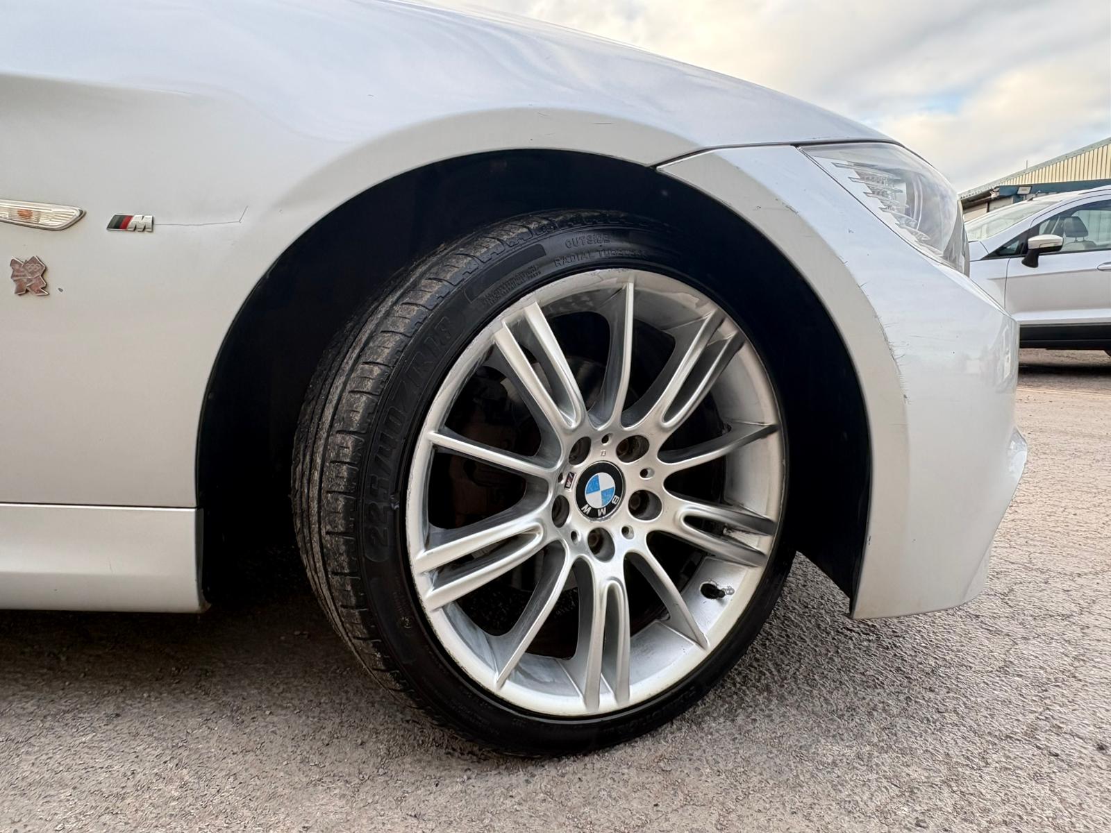 2011 BMW 318I PERFORMANCE EDITION 2.0 MANUAL