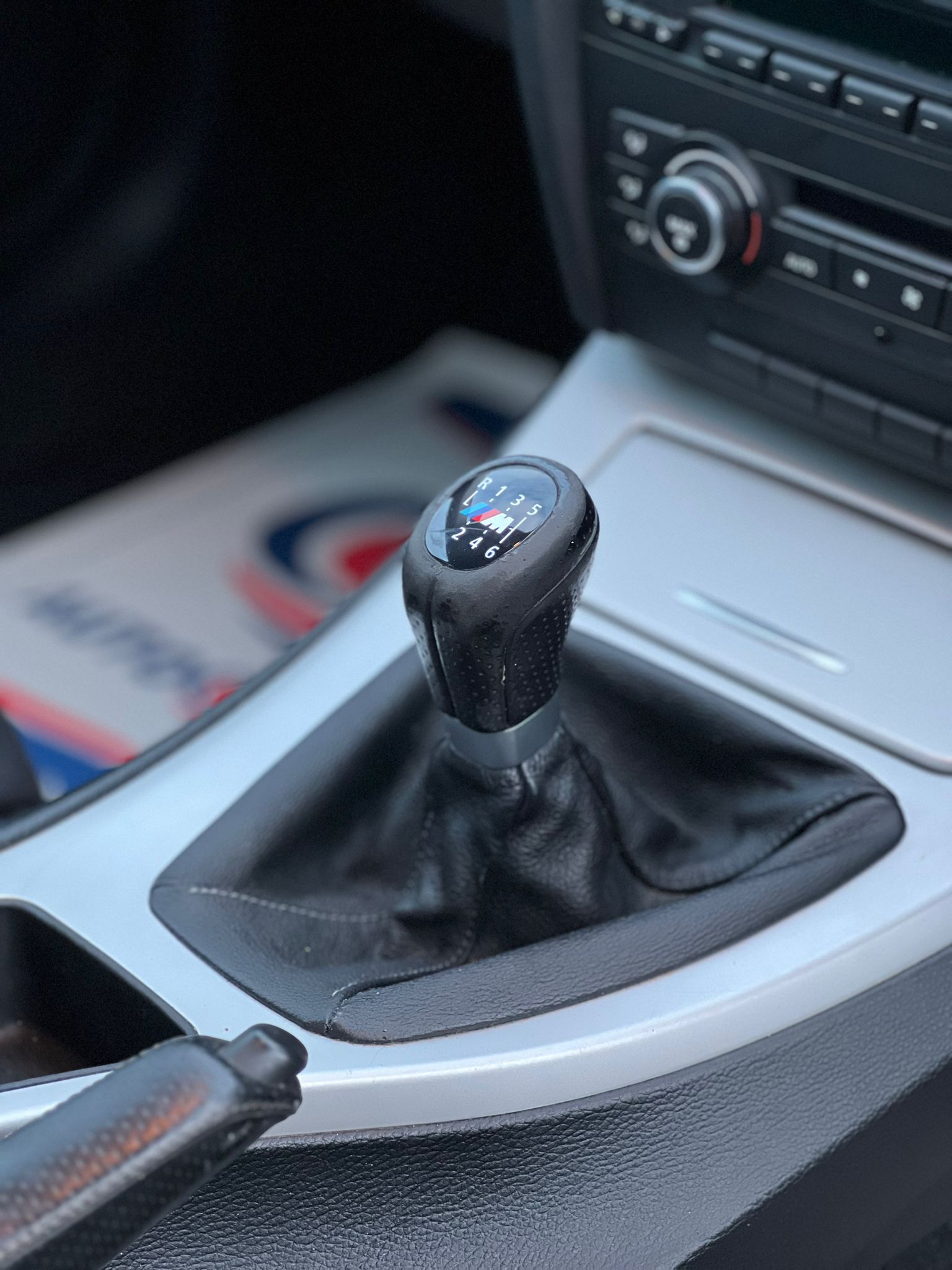 2011 BMW 318I PERFORMANCE EDITION 2.0 MANUAL