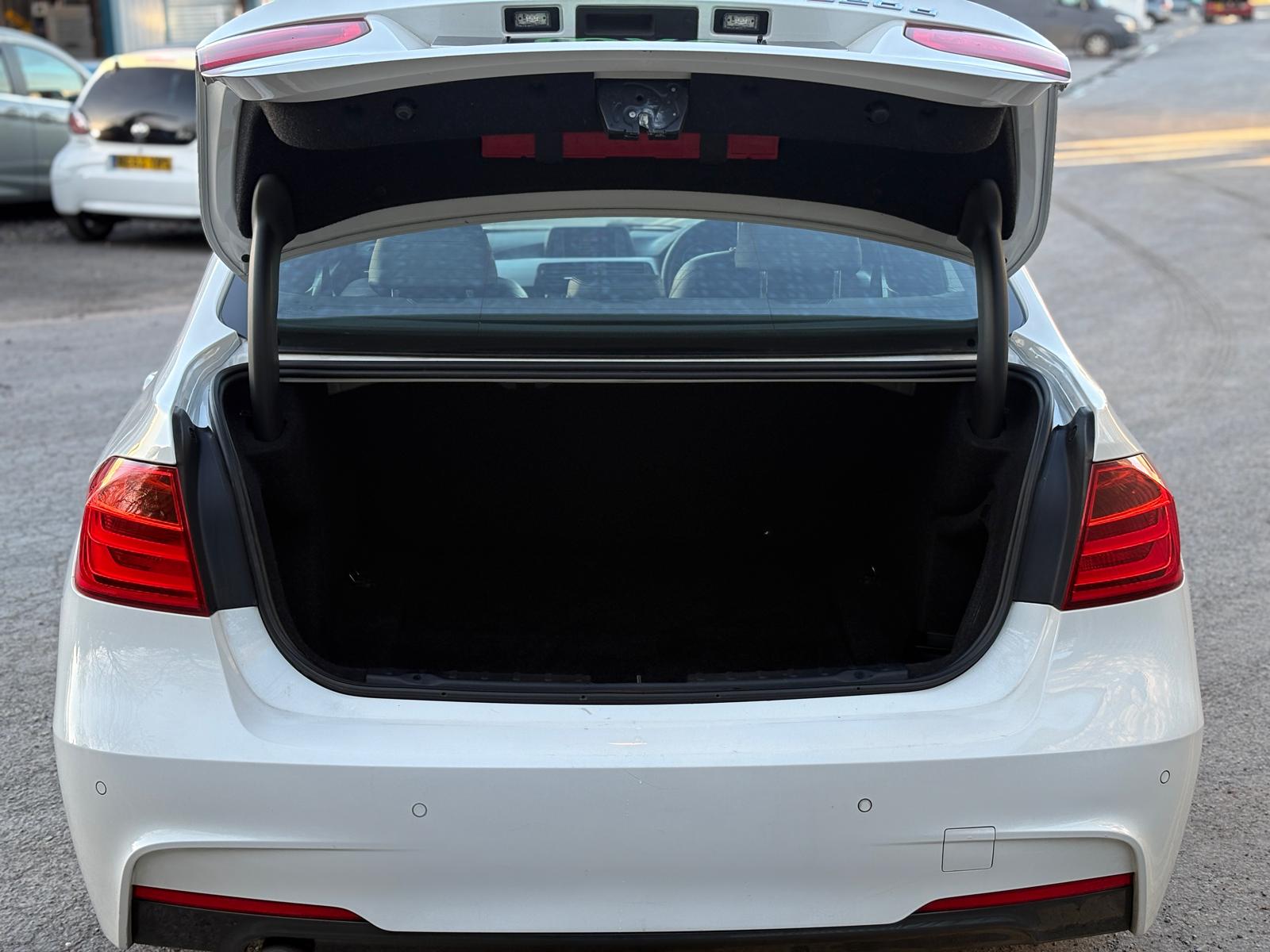 2014 BMW 320D 2.0 M Sport Saloon