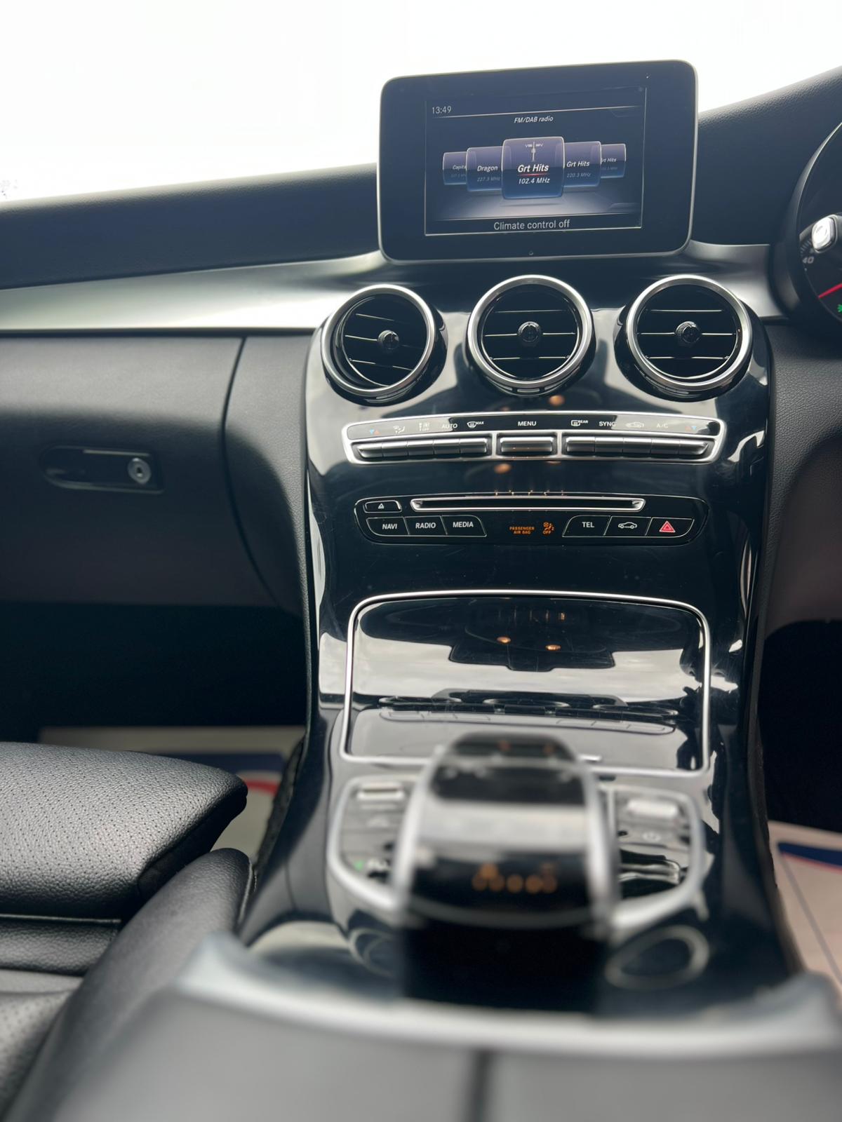 Mercedes-Benz C Class 2.1 C220d SE Executive Edition 7G-Tronic+ Euro 6 (s/s) 5dr 2143 cc