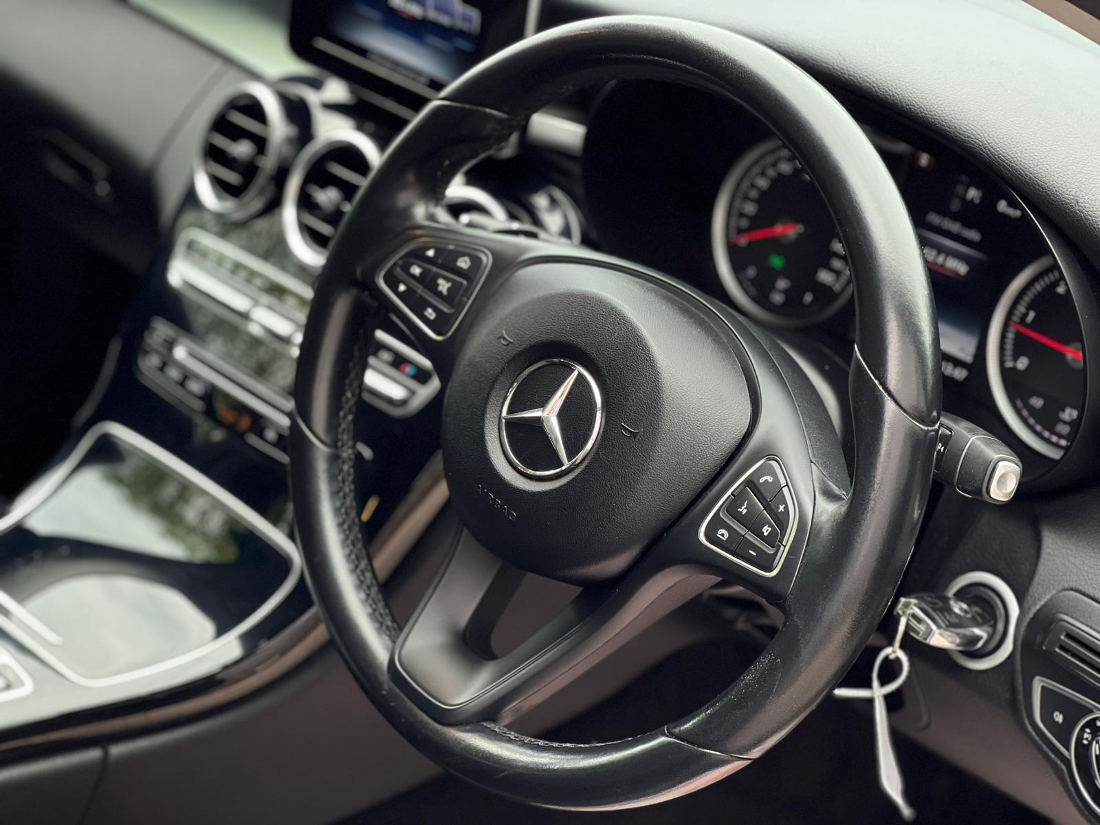 Mercedes-Benz C Class 2.1 C220d SE Executive Edition 7G-Tronic+ Euro 6 (s/s) 5dr 2143 cc