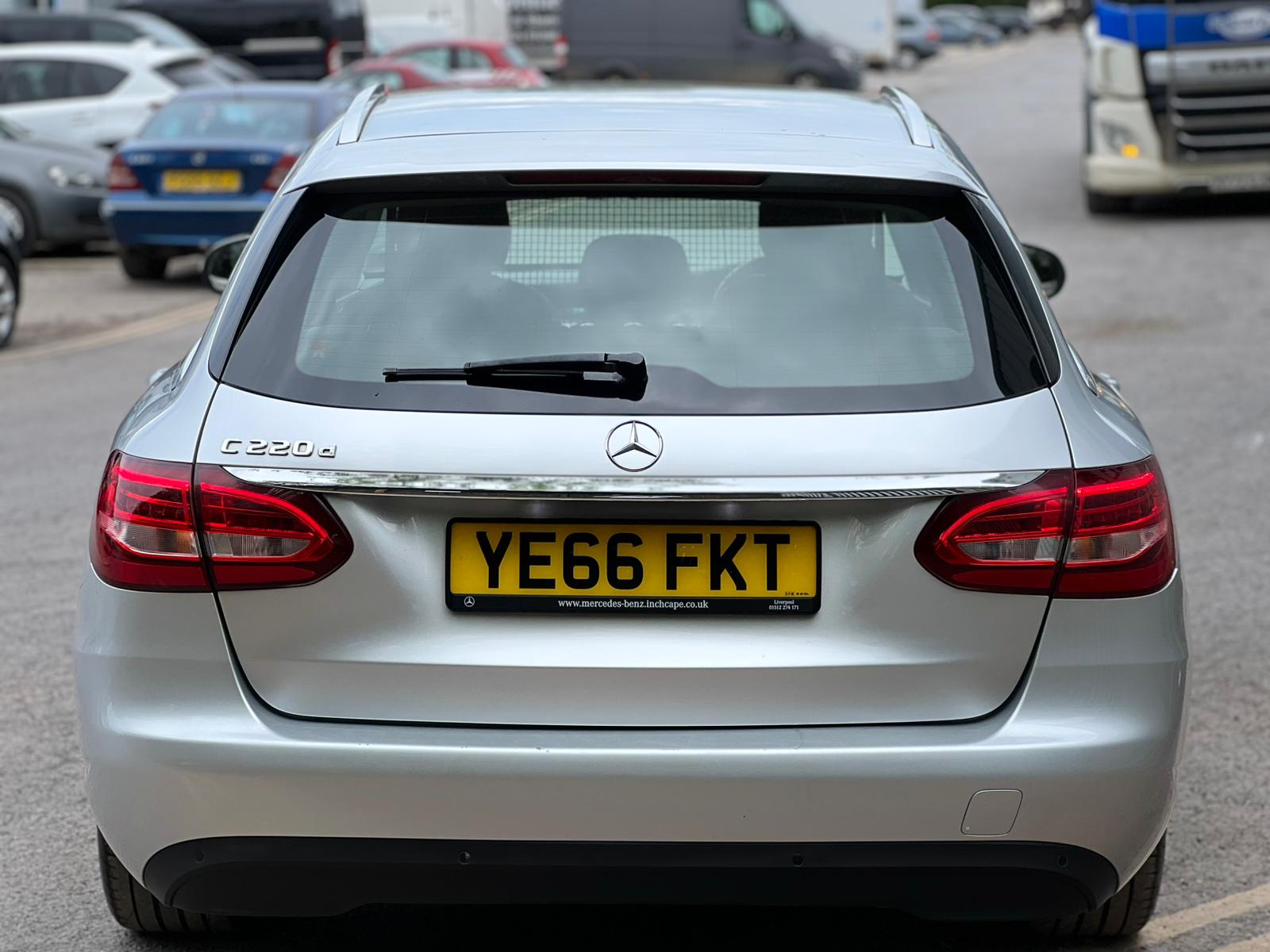 Mercedes-Benz C Class 2.1 C220d SE Executive Edition 7G-Tronic+ Euro 6 (s/s) 5dr 2143 cc