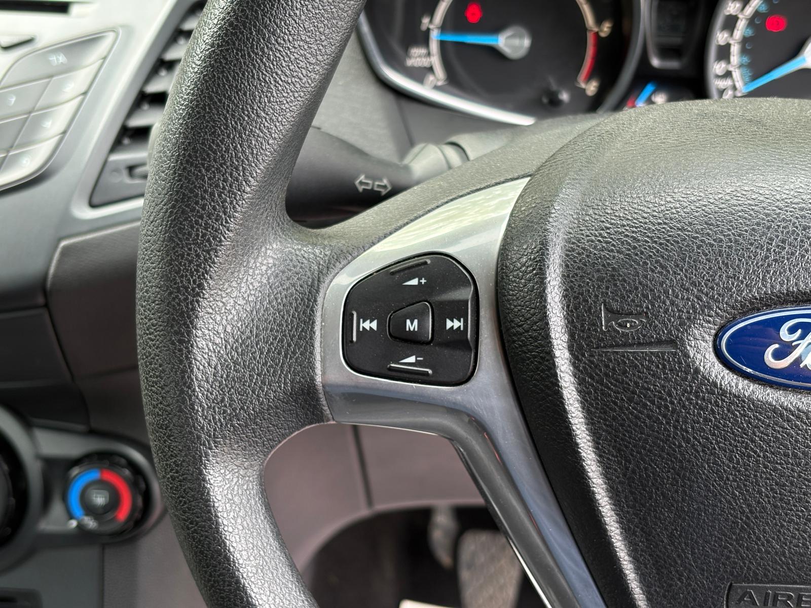 2013 Ford Fiesta1.5 TDCI 75 STYLE Hatchback