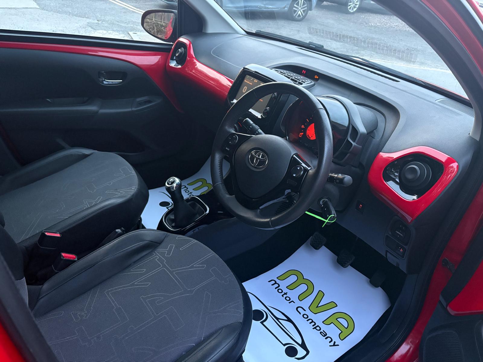 2014 TOYOTA AYGO 1.0 VVT -I X PRESSION HATCHBACK