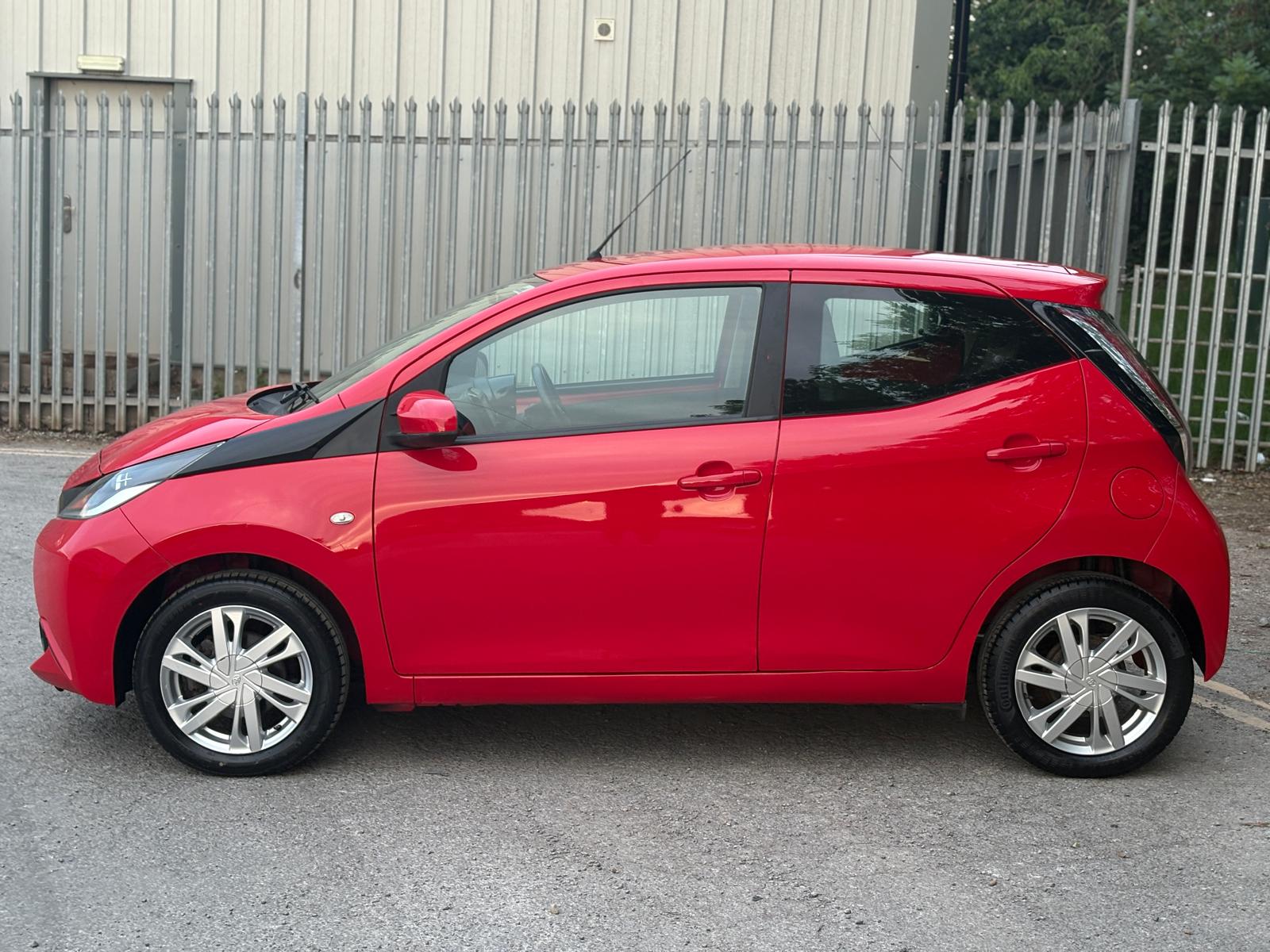 2014 TOYOTA AYGO 1.0 VVT -I X PRESSION HATCHBACK