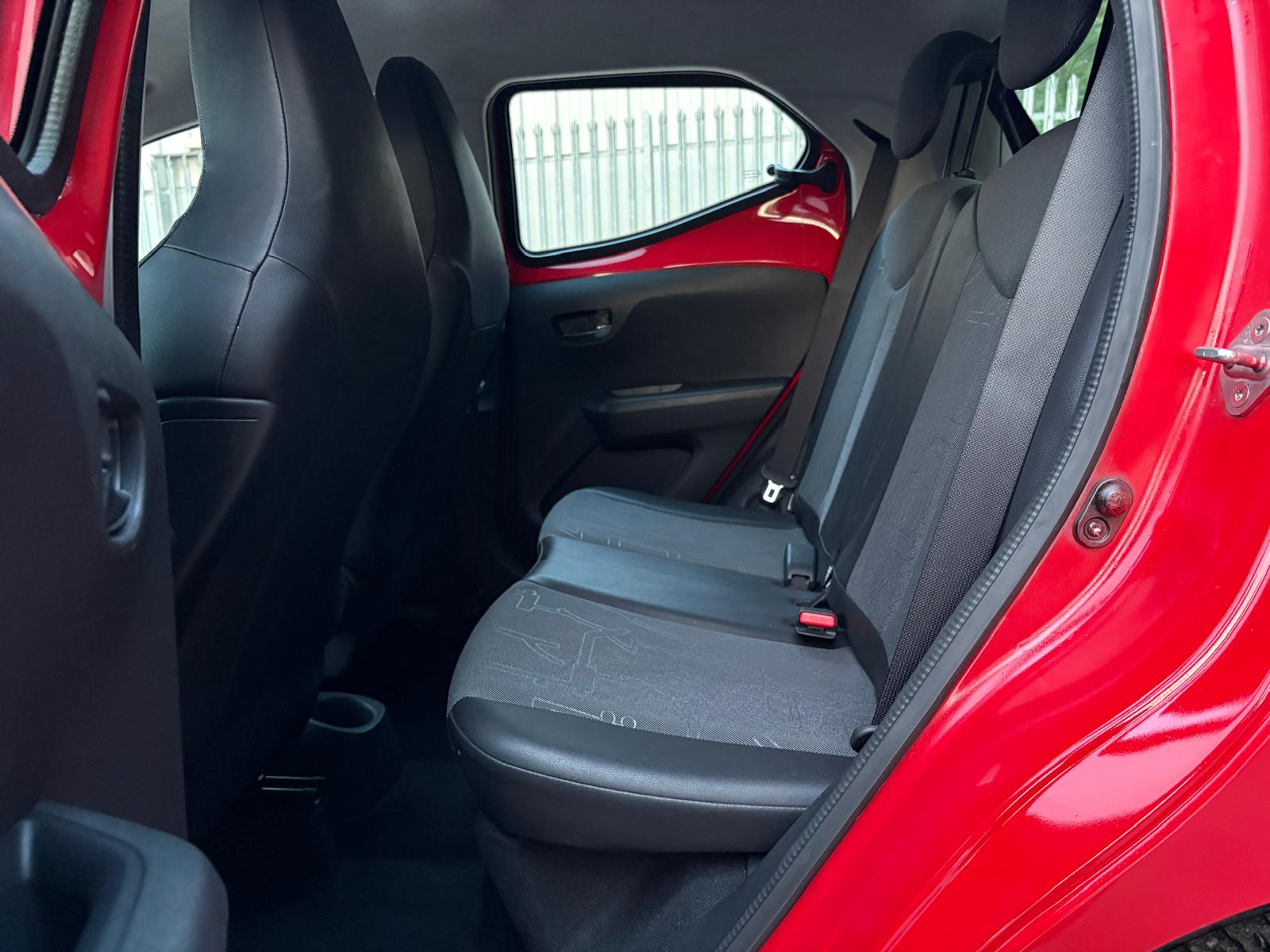 2014 TOYOTA AYGO 1.0 VVT -I X PRESSION HATCHBACK