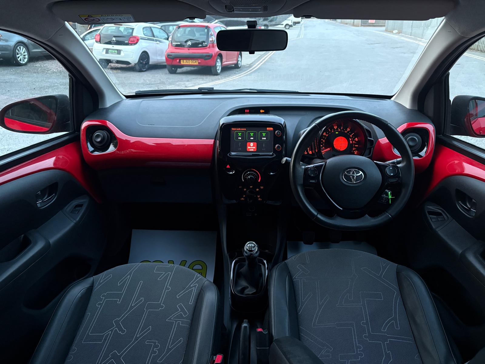 2014 TOYOTA AYGO 1.0 VVT -I X PRESSION HATCHBACK