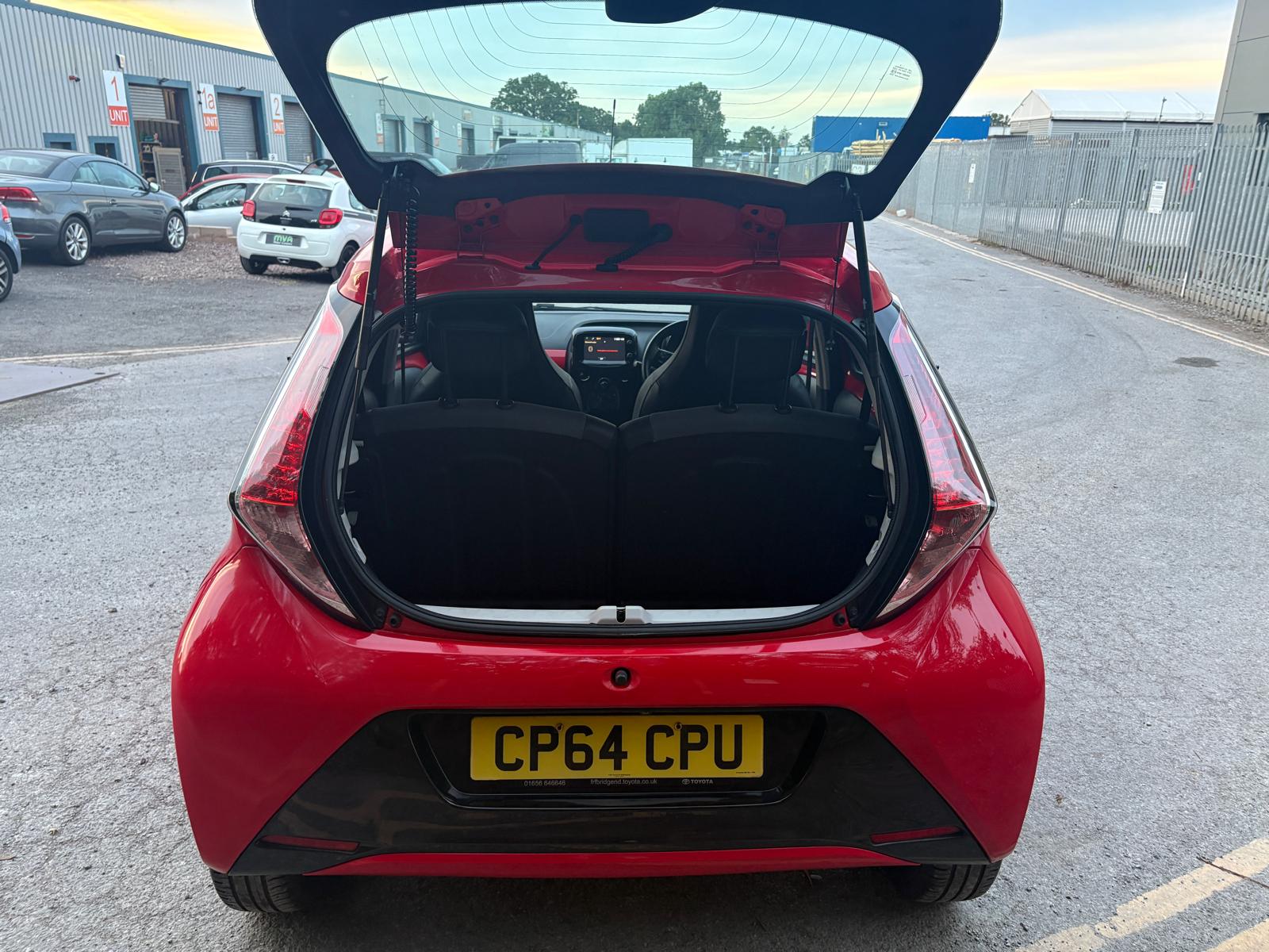 2014 TOYOTA AYGO 1.0 VVT -I X PRESSION HATCHBACK