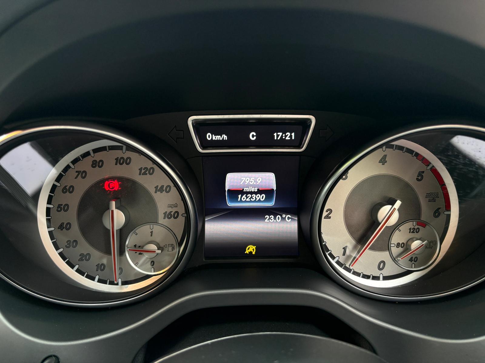 2015 MERCEDES- BENZ CLA 200 D 2.1 AMG SPORT Coupe
