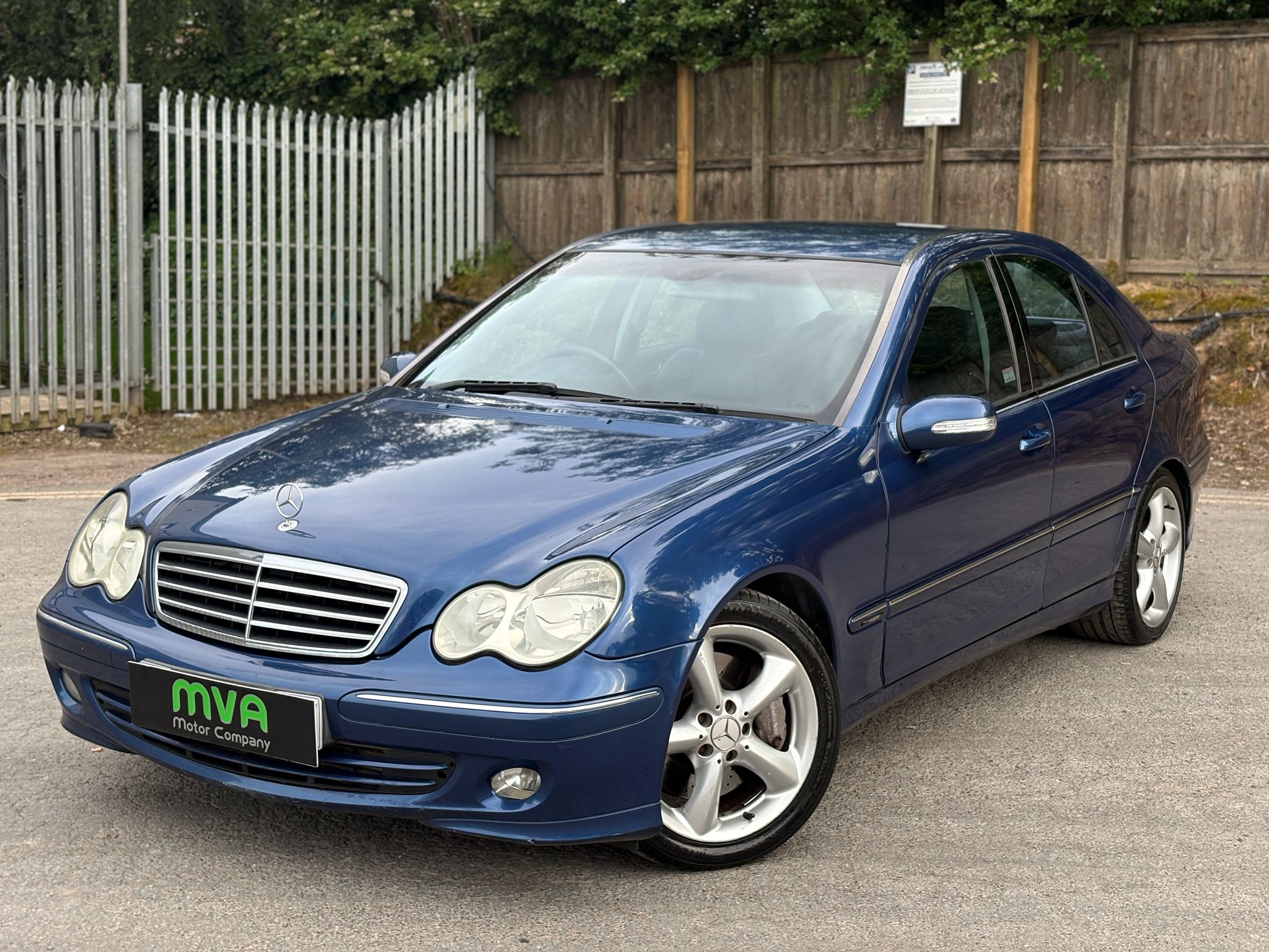 2005 Mercedes-Benz C CLASS C220 CDI AVANTGARDE SE Saloon