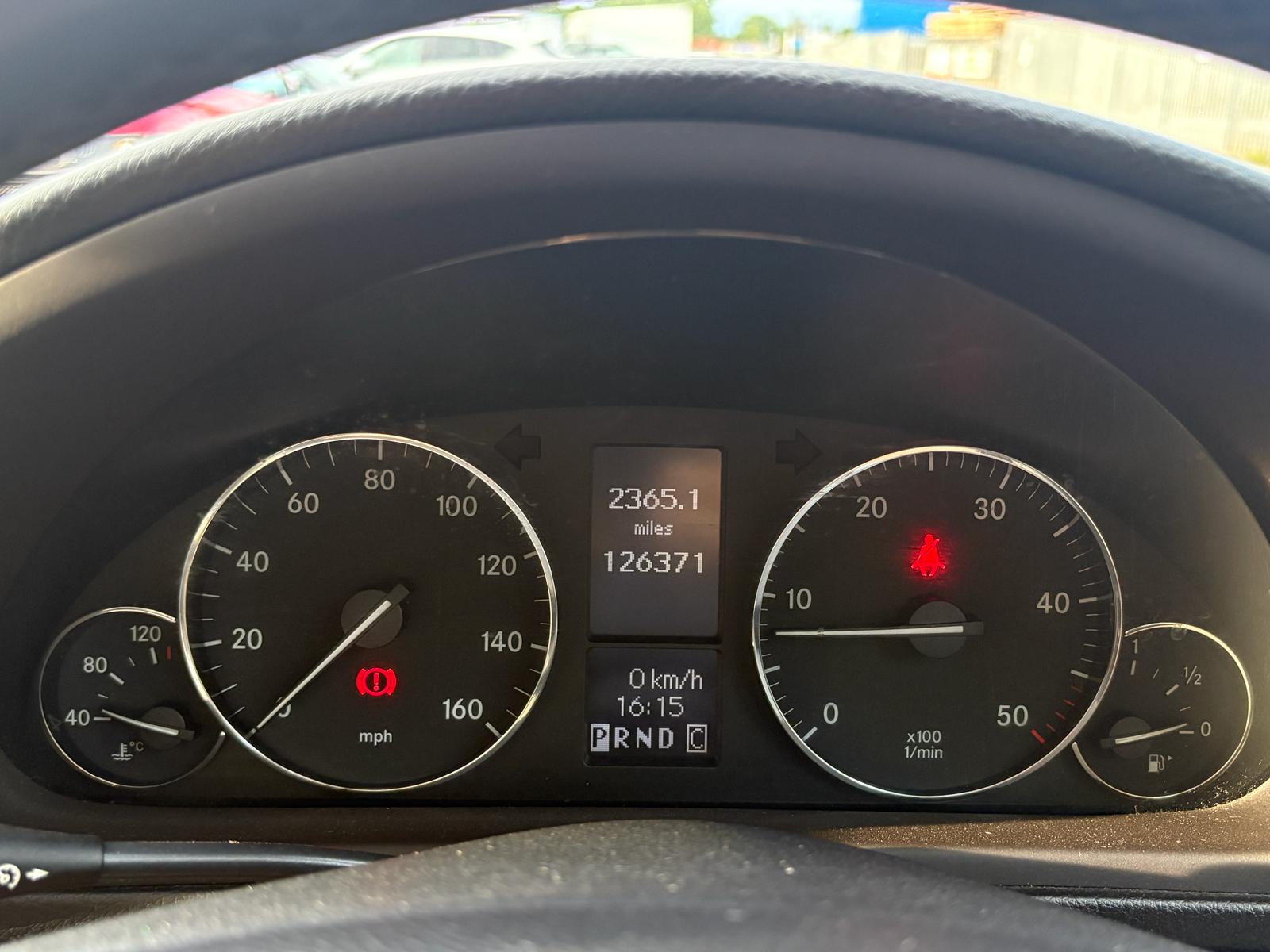 2005 Mercedes-Benz C CLASS C220 CDI AVANTGARDE SE Saloon