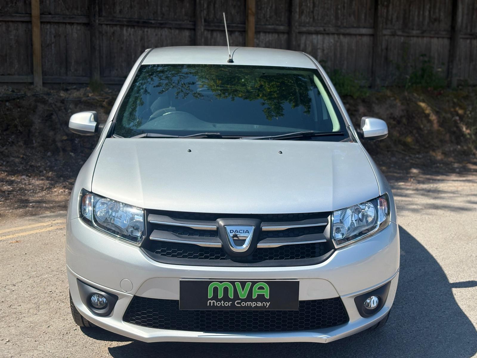 2015 Dacia Sandero 1.2 75 16V Laureate Hatchback