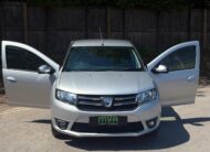 2015 Dacia Sandero 1.2 75 16V Laureate Hatchback
