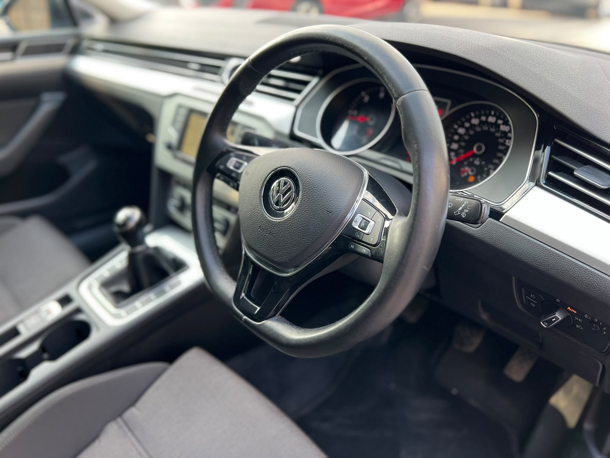2015 Volkswagen Passat 2.0 TDI SE Business Estate